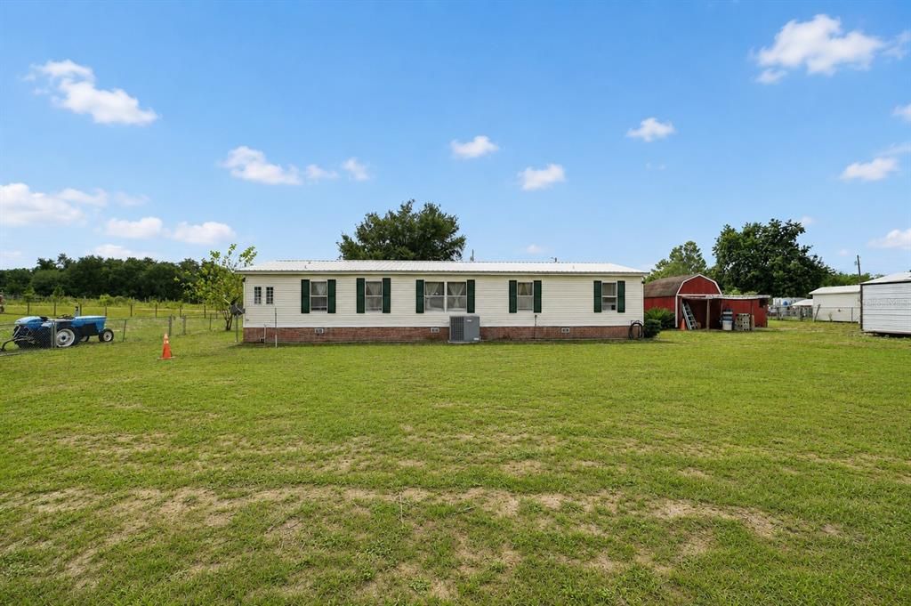 For Sale: $428,000 (4 beds, 2 baths, 1560 Square Feet)