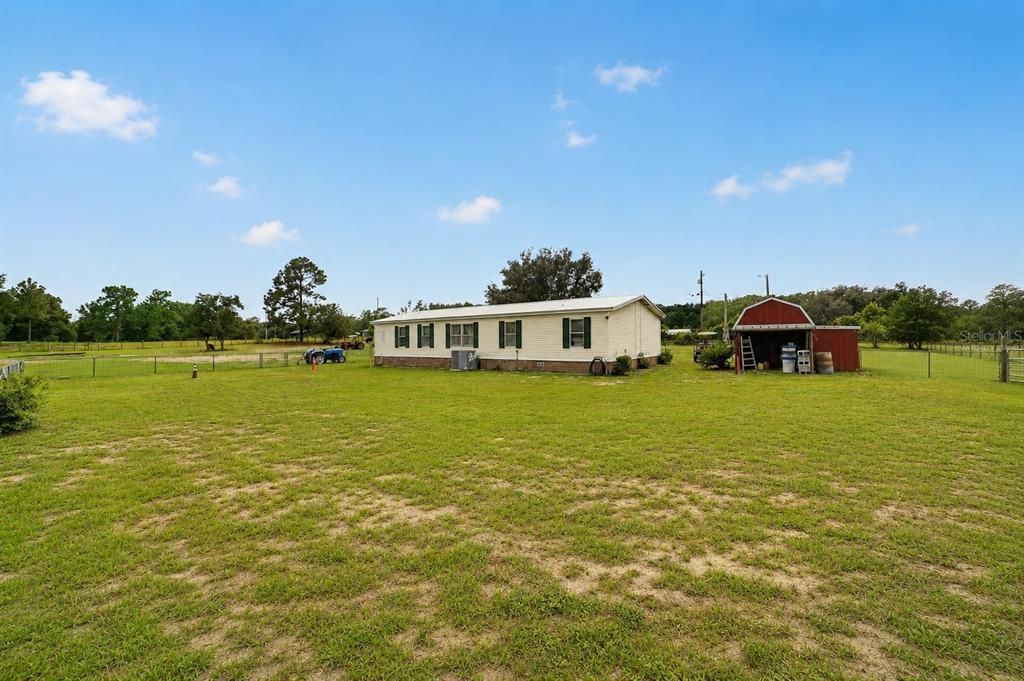 For Sale: $428,000 (4 beds, 2 baths, 1560 Square Feet)