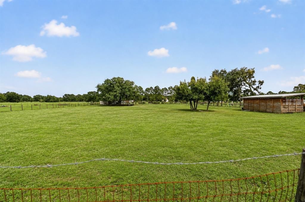 For Sale: $428,000 (4 beds, 2 baths, 1560 Square Feet)