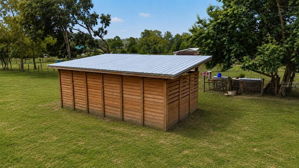 For Sale: $428,000 (4 beds, 2 baths, 1560 Square Feet)