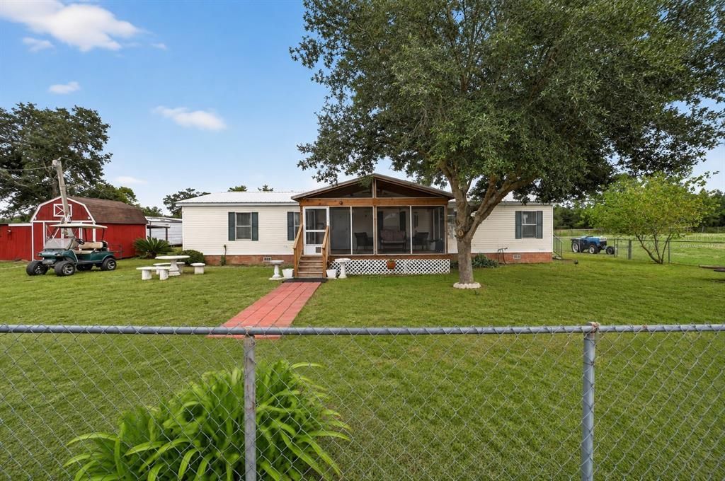 For Sale: $428,000 (4 beds, 2 baths, 1560 Square Feet)