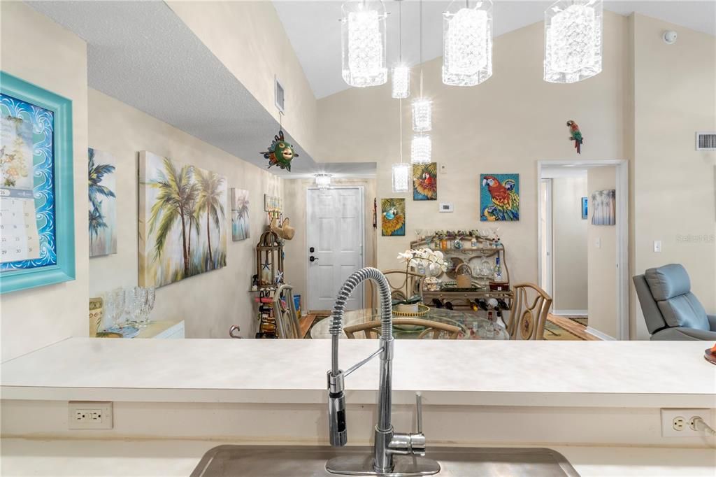 En Venta: $269,900 (3 camas, 2 baños, 1329 Pies cuadrados)