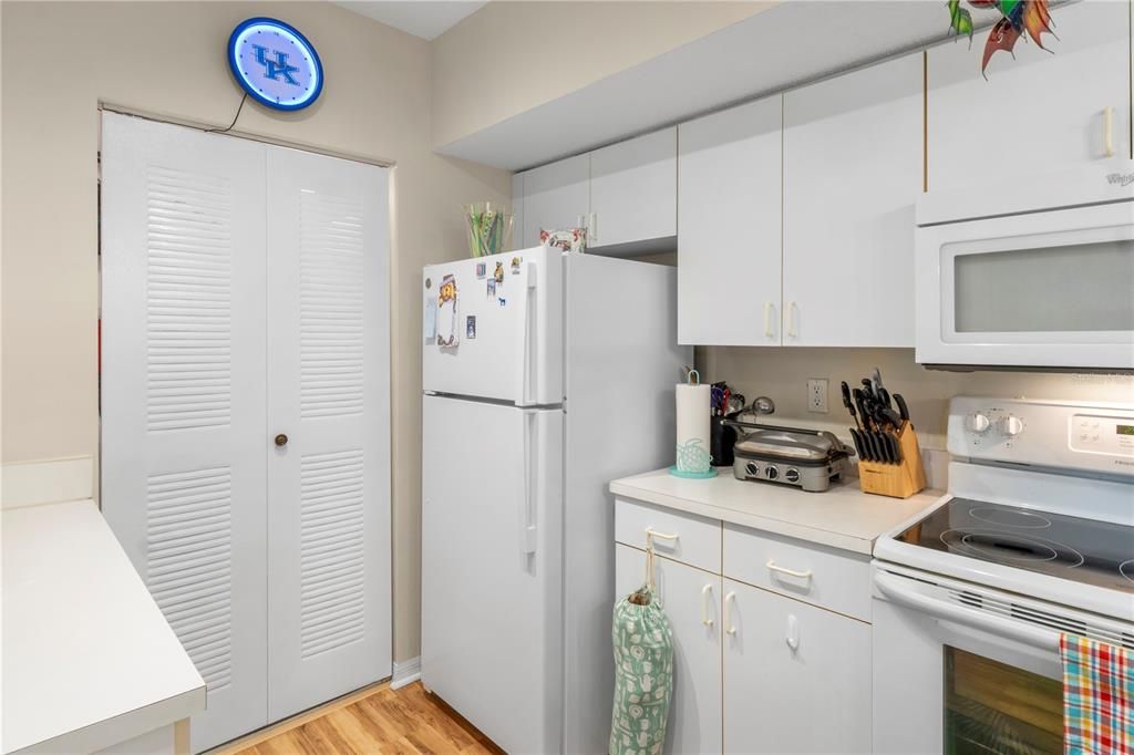 En Venta: $269,900 (3 camas, 2 baños, 1329 Pies cuadrados)