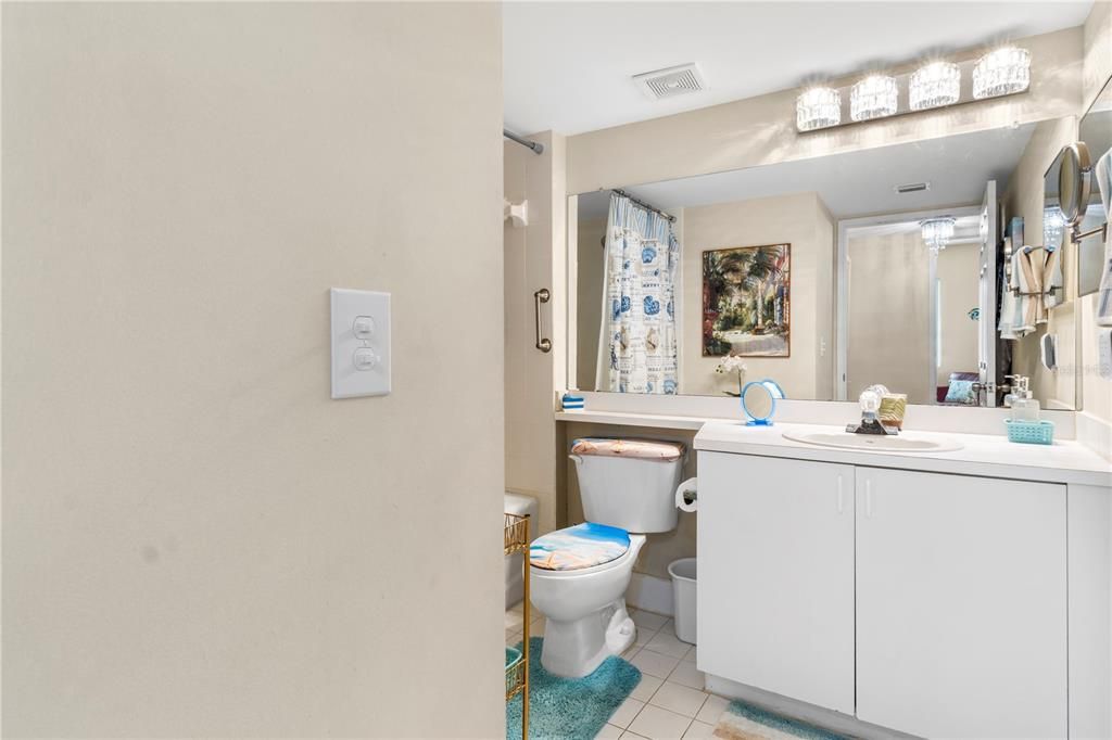 En Venta: $269,900 (3 camas, 2 baños, 1329 Pies cuadrados)