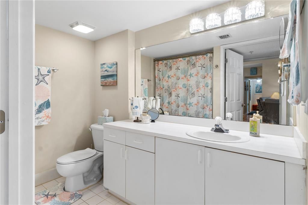 En Venta: $269,900 (3 camas, 2 baños, 1329 Pies cuadrados)