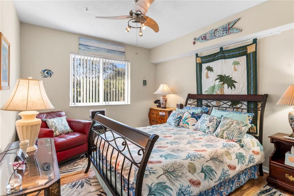 En Venta: $269,900 (3 camas, 2 baños, 1329 Pies cuadrados)