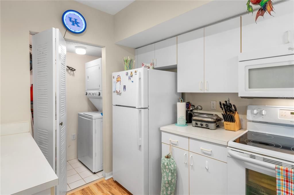 En Venta: $269,900 (3 camas, 2 baños, 1329 Pies cuadrados)