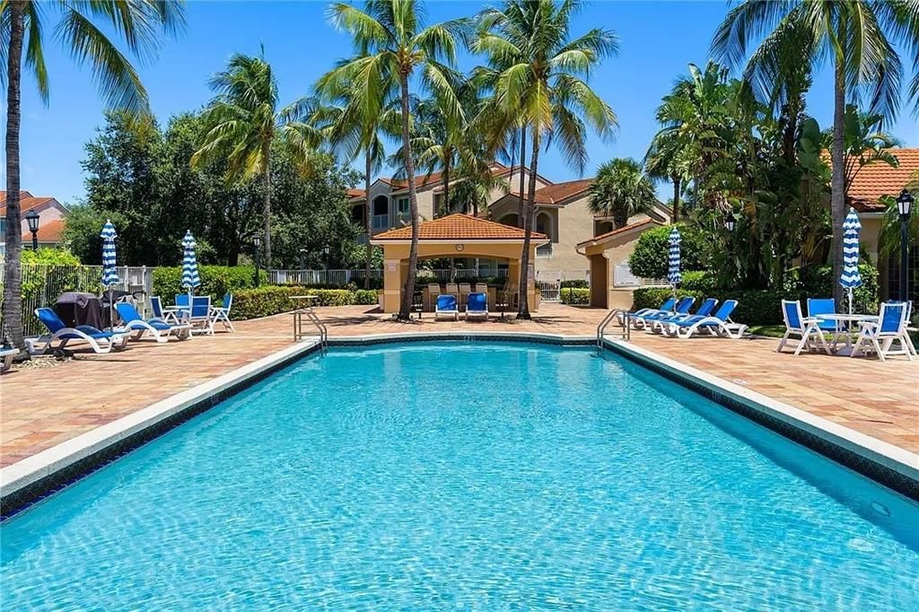 En Venta: $269,900 (3 camas, 2 baños, 1329 Pies cuadrados)