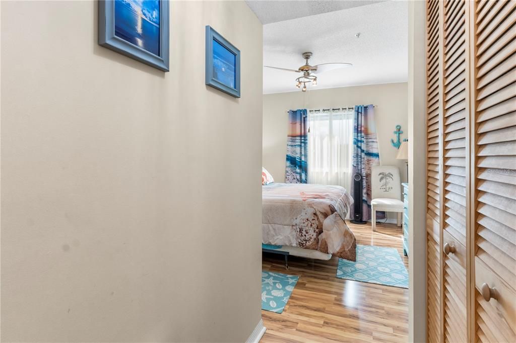 En Venta: $269,900 (3 camas, 2 baños, 1329 Pies cuadrados)