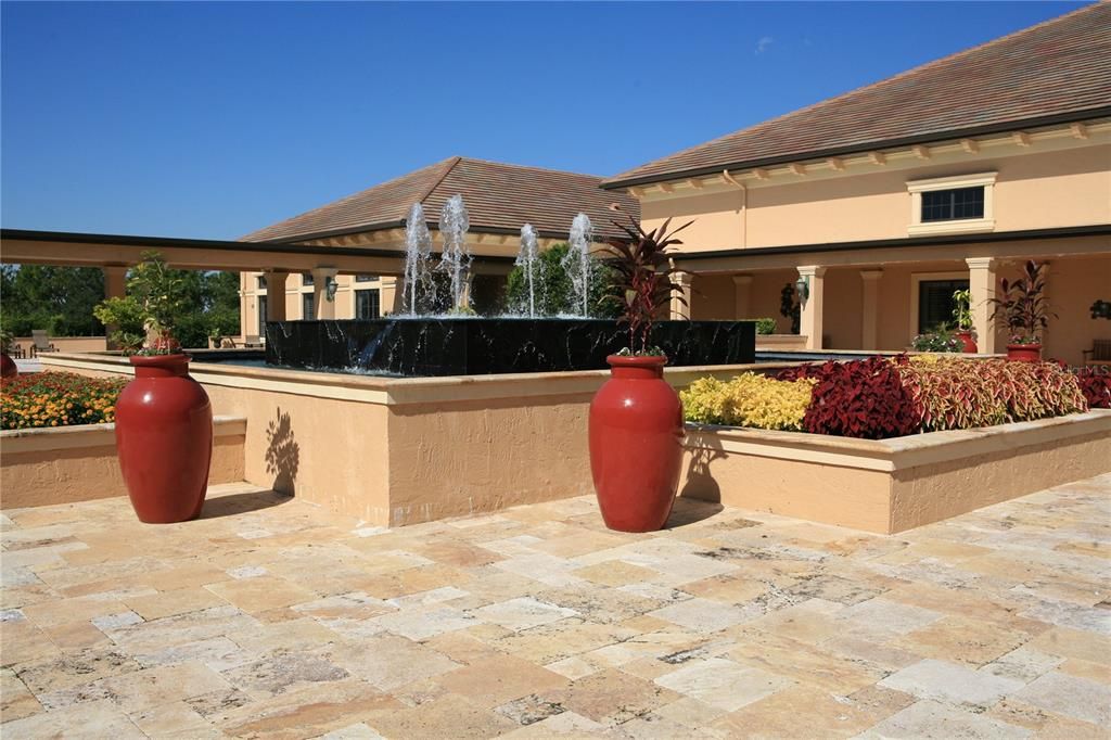 Active With Contract: $449,000 (4 beds, 2 baths, 2838 Square Feet)