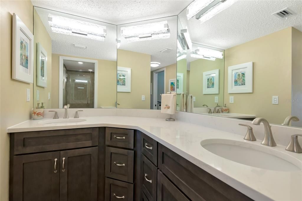 For Sale: $497,000 (2 beds, 2 baths, 1486 Square Feet)