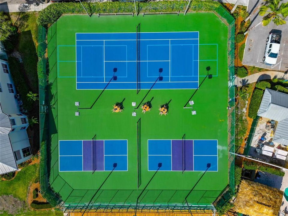 For Sale: $719,000 (2 beds, 2 baths, 1932 Square Feet)