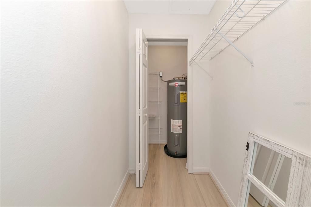 For Sale: $719,000 (2 beds, 2 baths, 1932 Square Feet)