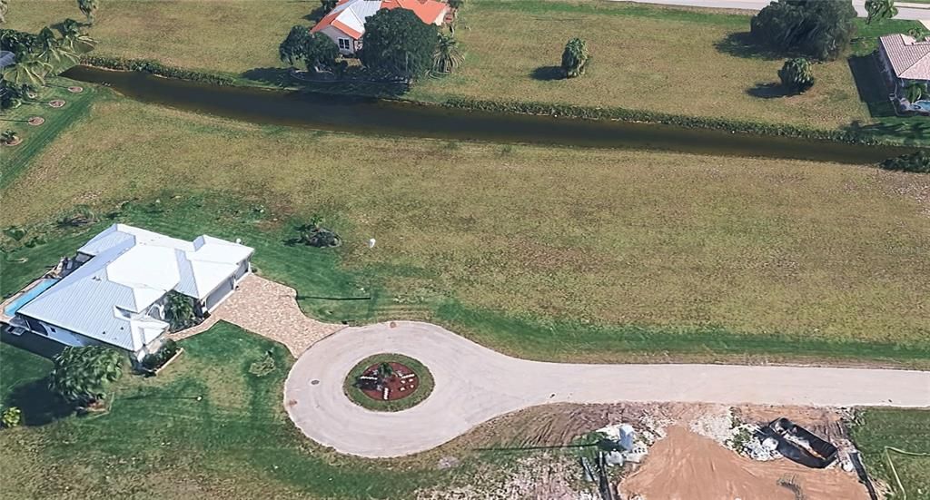На продажу: $48,900 (0.23 acres)