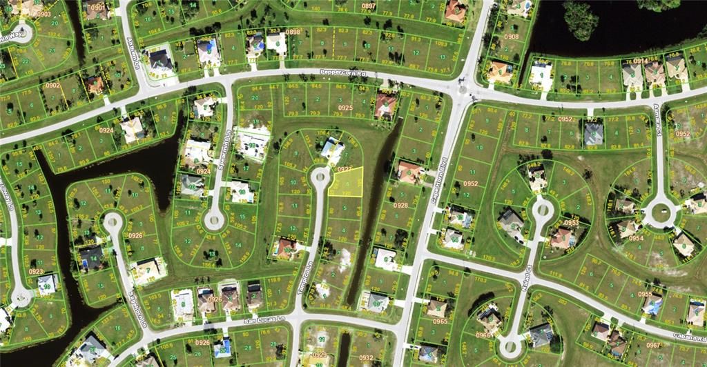 На продажу: $48,900 (0.23 acres)