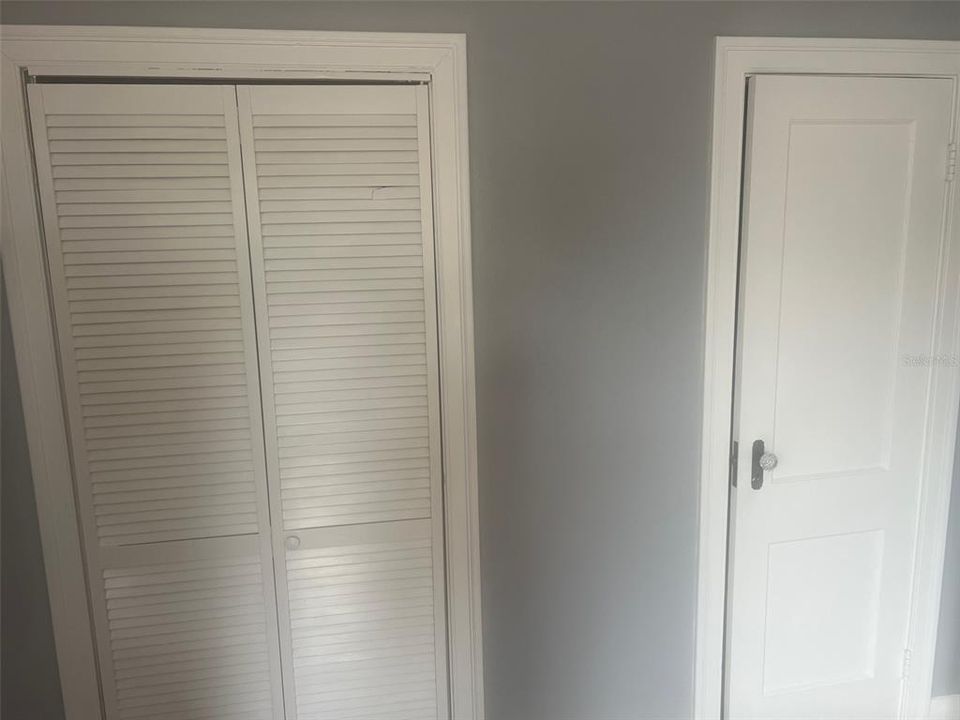 На продажу: $32,400 (0 спален, 0 ванн, 1127 Квадратных фут)