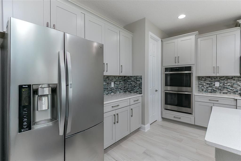 Activo con contrato: $1,575,000 (5 camas, 4 baños, 4258 Pies cuadrados)