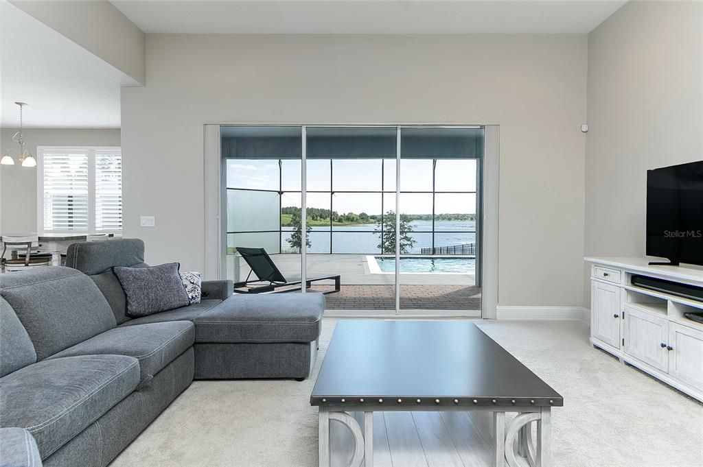 Activo con contrato: $1,575,000 (5 camas, 4 baños, 4258 Pies cuadrados)