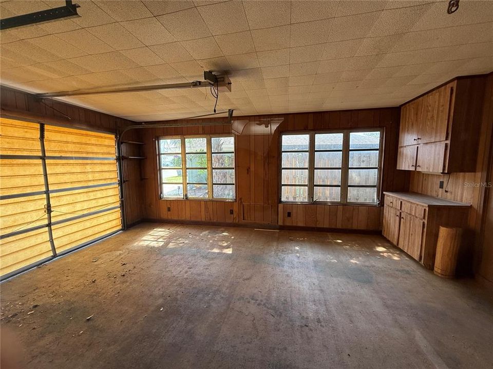 For Sale: $189,000 (1 beds, 1 baths, 780 Square Feet)