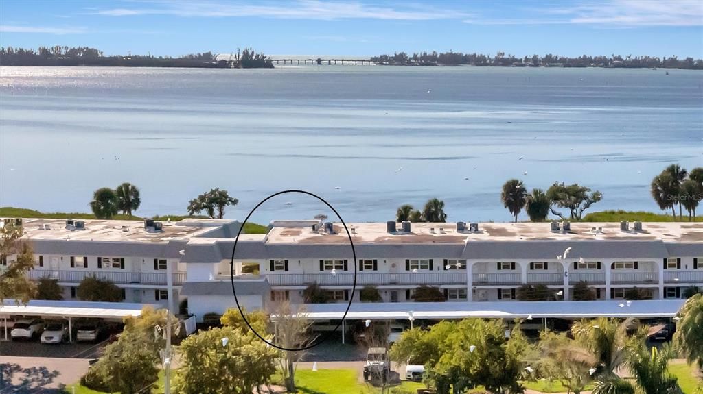 Activo con contrato: $409,900 (2 camas, 2 baños, 1556 Pies cuadrados)