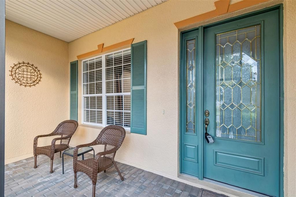 En Venta: $499,000 (3 camas, 2 baños, 2454 Pies cuadrados)