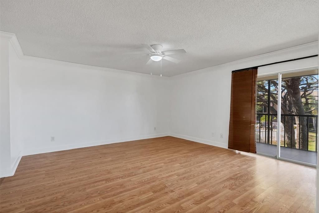 Active With Contract: $115,000 (2 beds, 2 baths, 1060 Square Feet)