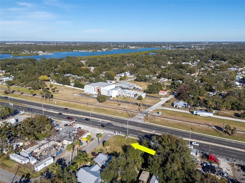 待售: $275,000 (0.20 acres)