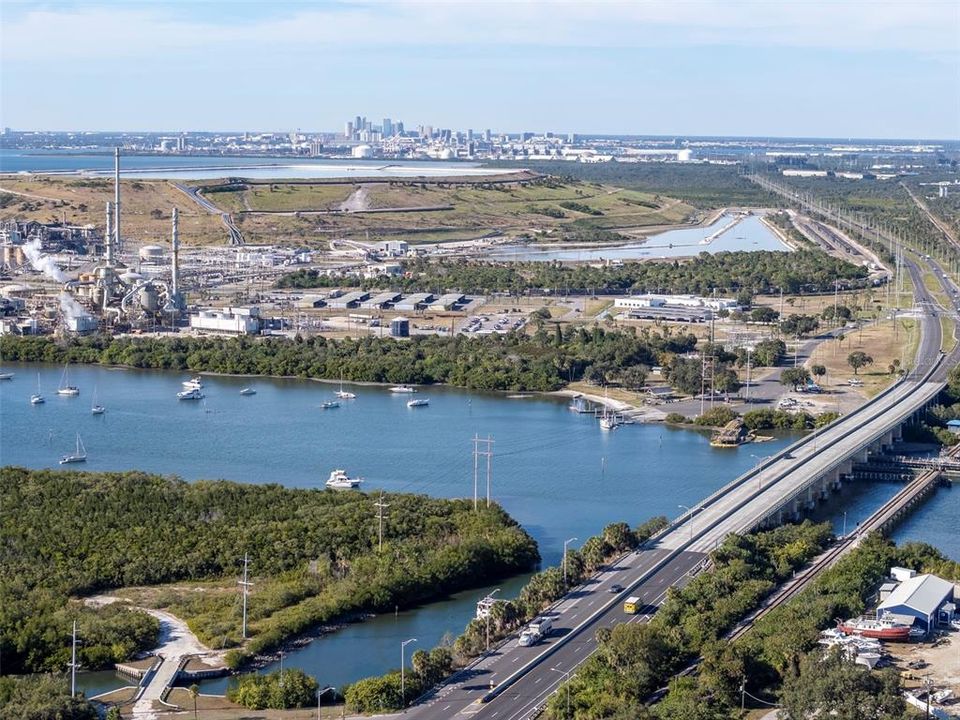 待售: $275,000 (0.20 acres)