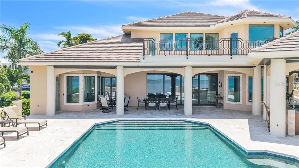 En Venta: $2,800,000 (4 camas, 4 baños, 4607 Pies cuadrados)