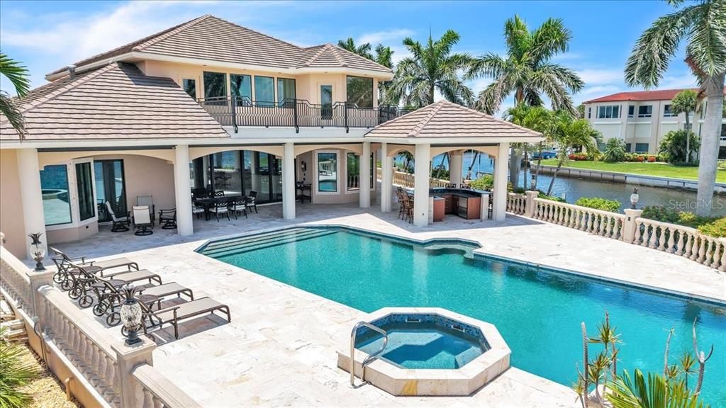 En Venta: $2,800,000 (4 camas, 4 baños, 4607 Pies cuadrados)