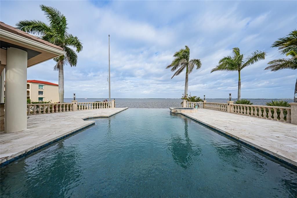 For Sale: $2,800,000 (4 beds, 4 baths, 4607 Square Feet)