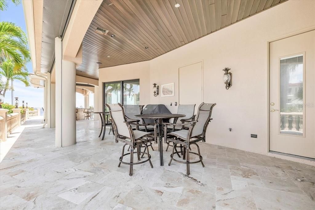 En Venta: $2,800,000 (4 camas, 4 baños, 4607 Pies cuadrados)