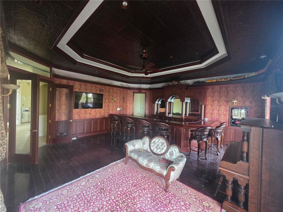 For Sale: $2,800,000 (4 beds, 4 baths, 4607 Square Feet)
