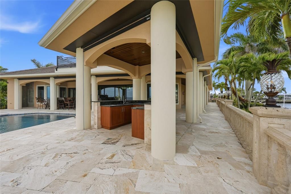 For Sale: $2,800,000 (4 beds, 4 baths, 4607 Square Feet)