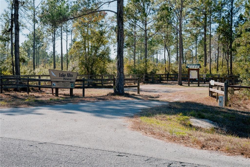 En Venta: $349,999 (3.30 acres)