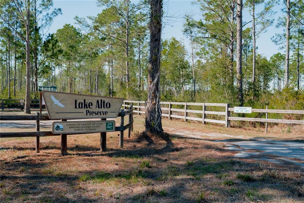 En Venta: $349,999 (3.30 acres)