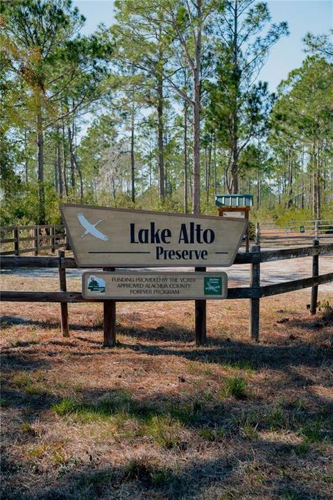 En Venta: $349,999 (3.30 acres)