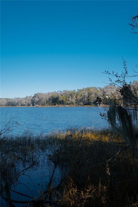 En Venta: $349,999 (3.30 acres)