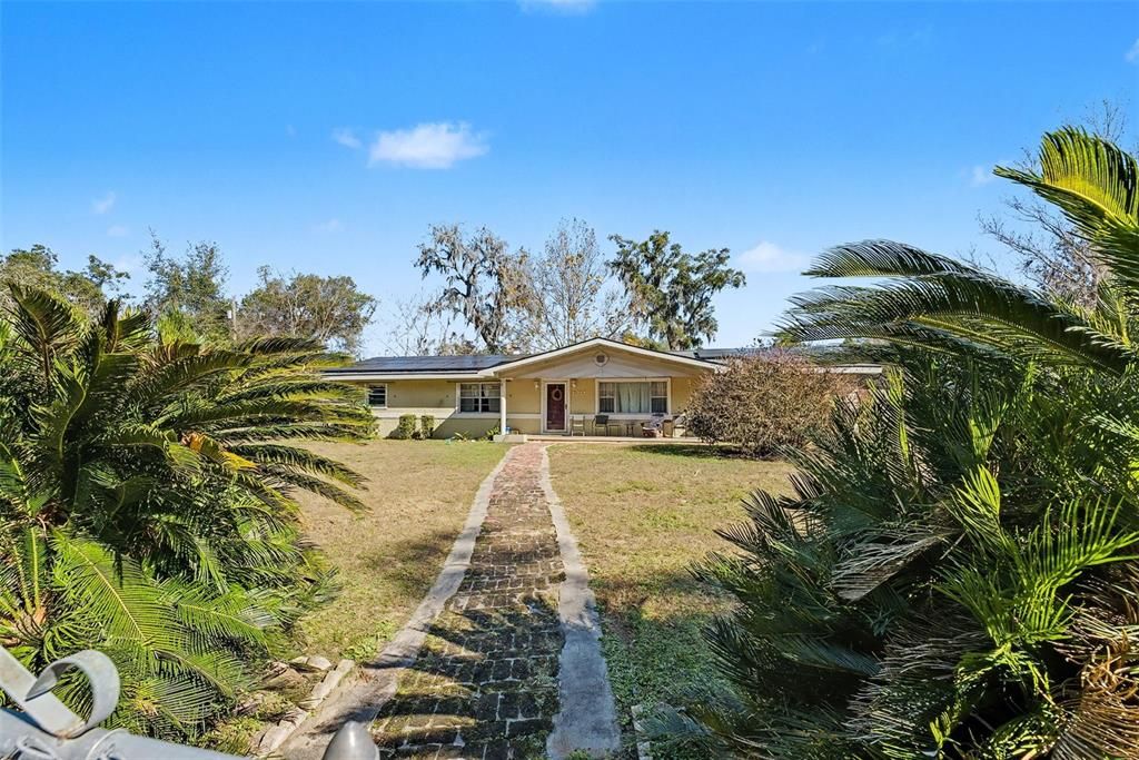 Active With Contract: $240,000 (3 beds, 2 baths, 2030 Square Feet)