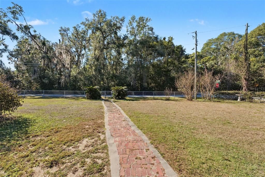 Active With Contract: $240,000 (3 beds, 2 baths, 2030 Square Feet)