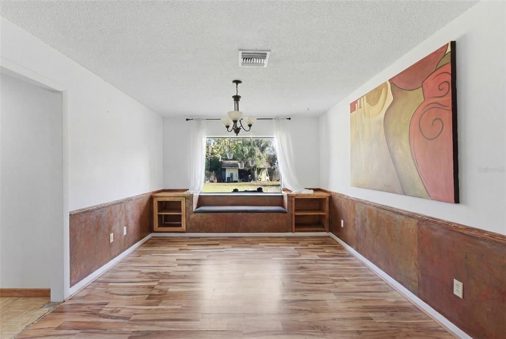 Active With Contract: $240,000 (3 beds, 2 baths, 2030 Square Feet)