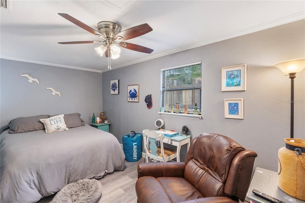 For Sale: $394,900 (4 beds, 2 baths, 1400 Square Feet)
