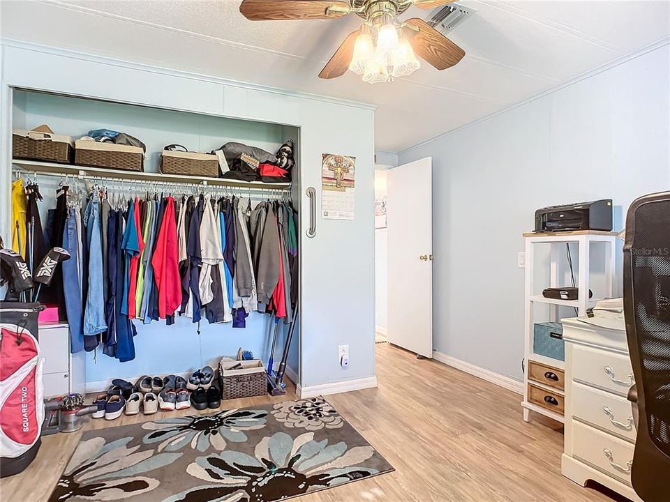 For Sale: $205,000 (2 beds, 2 baths, 1492 Square Feet)