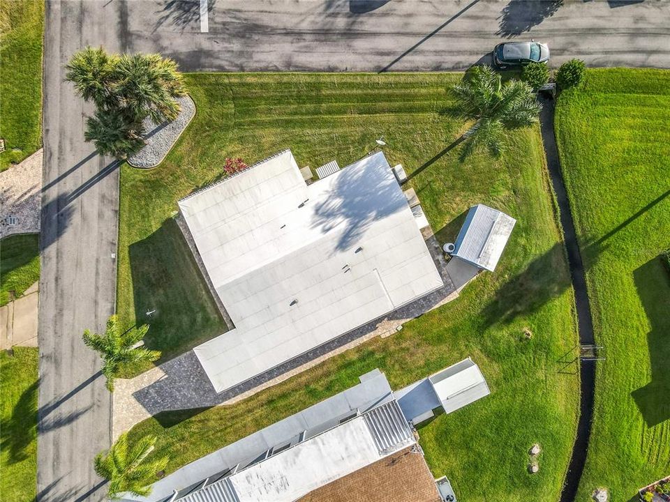 For Sale: $205,000 (2 beds, 2 baths, 1492 Square Feet)