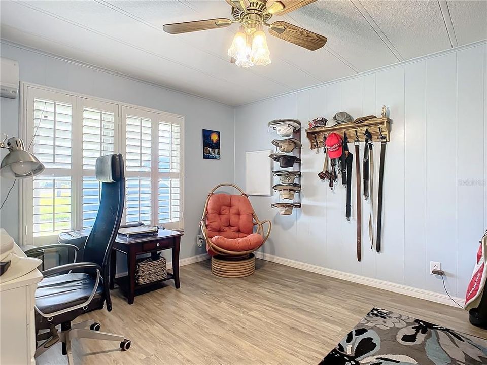 For Sale: $205,000 (2 beds, 2 baths, 1492 Square Feet)