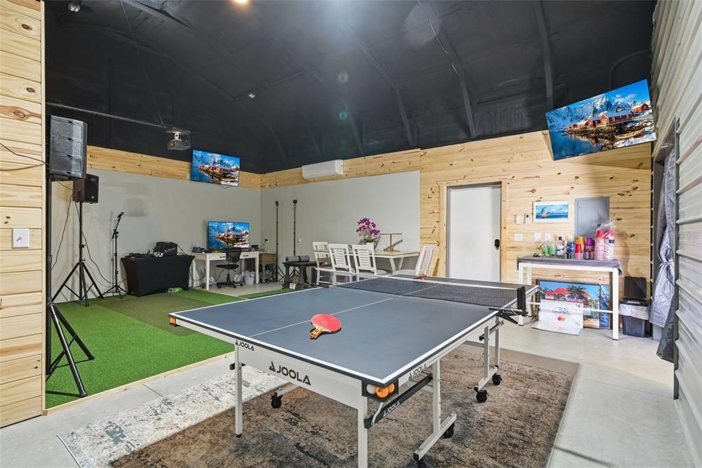 Activo con contrato: $575,000 (3 camas, 2 baños, 2299 Pies cuadrados)