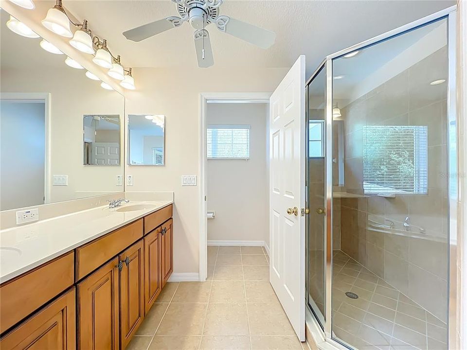 Activo con contrato: $349,900 (3 camas, 3 baños, 2173 Pies cuadrados)