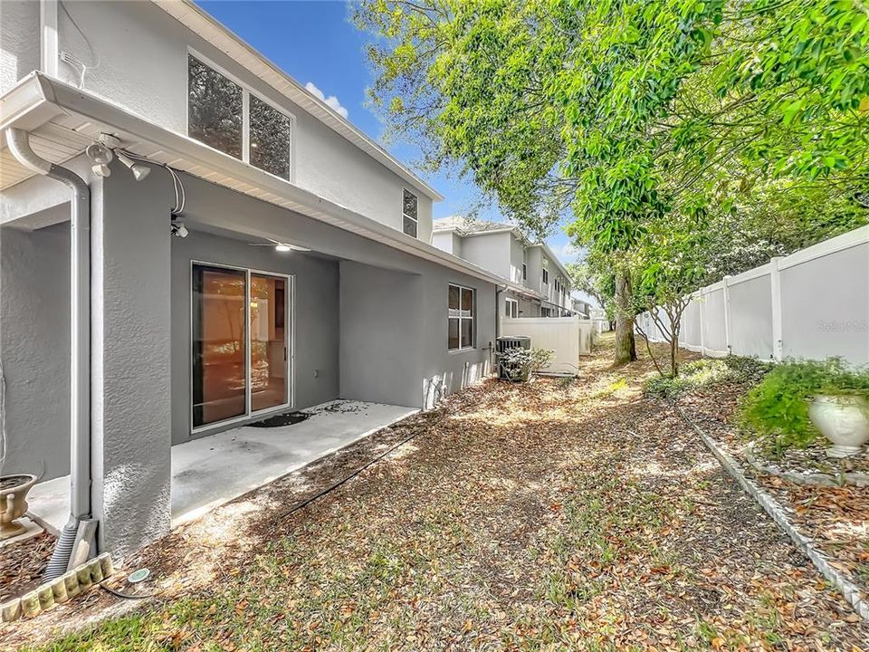 Activo con contrato: $349,900 (3 camas, 3 baños, 2173 Pies cuadrados)