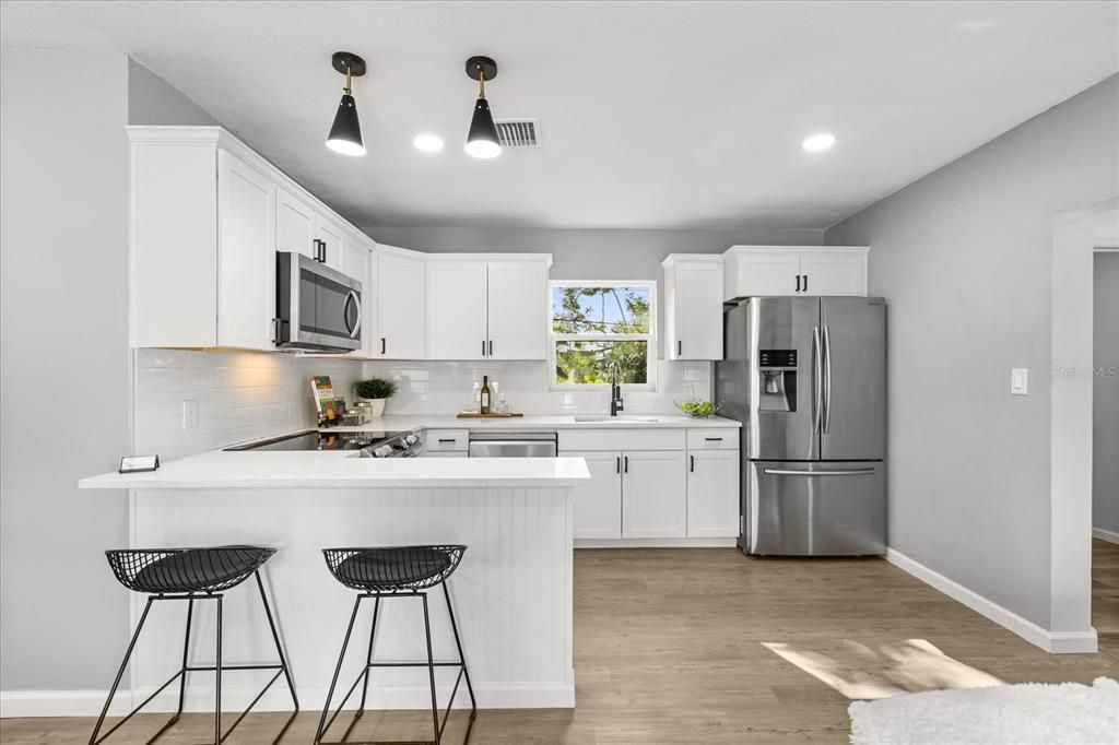 Activo con contrato: $285,900 (3 camas, 1 baños, 858 Pies cuadrados)