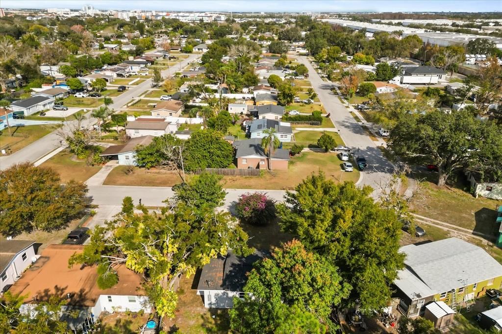 Activo con contrato: $285,900 (3 camas, 1 baños, 858 Pies cuadrados)